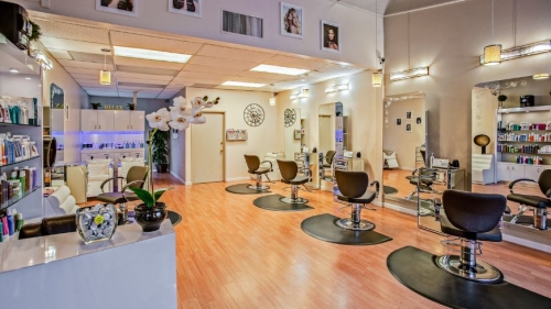 Nail Salon Hygiene – What to Look for Before Booking