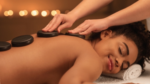 Hot Stone Massages: The Perfect Winter Therapy for Canadian Winters