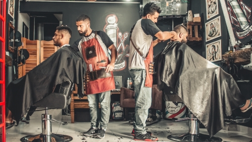 Classic vs. Modern Haircuts – Which Style Suits You Best?