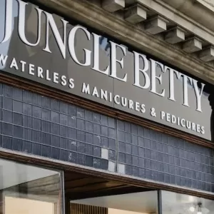 Jungle Betty