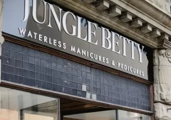 Jungle Betty